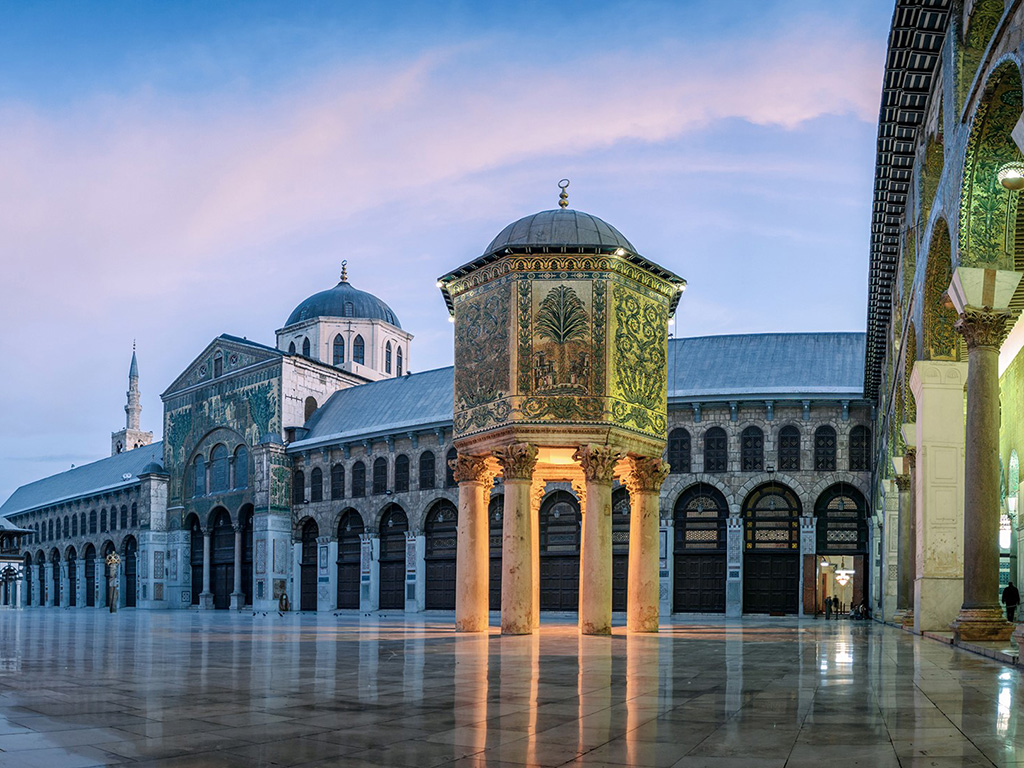  Flydubai, Emirates return to Syria